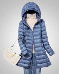Sophia | Damen Langer Leichte Daunenjacke mit Kapuze