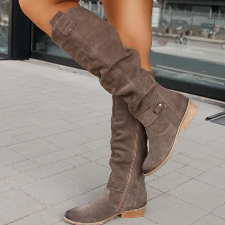 Ilona | Bottes en daim mi-genou à petit talon pour femmes