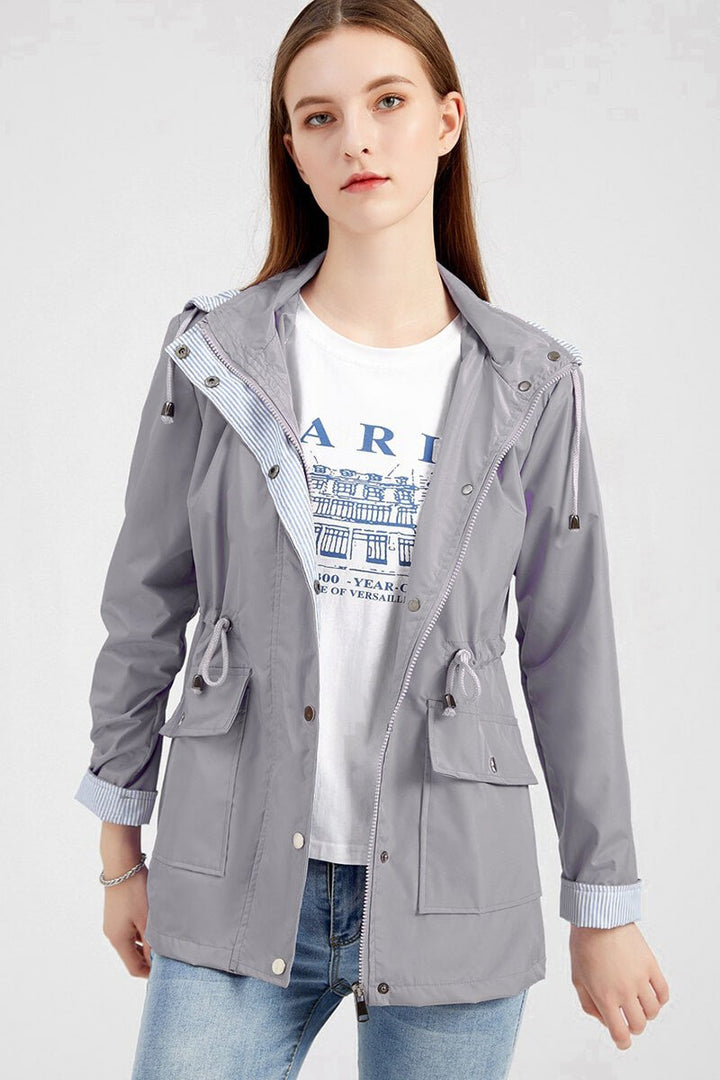 Anneliese | Veste de pluie à capuche avec cordon de serrage pour femmes