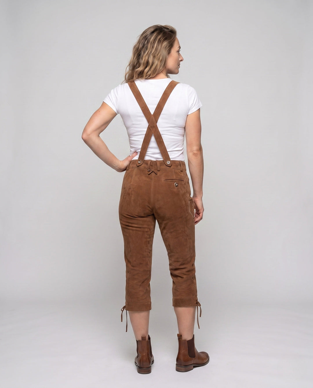 Anna | Lederhose traditionnelle pour femme, style Oktoberfest