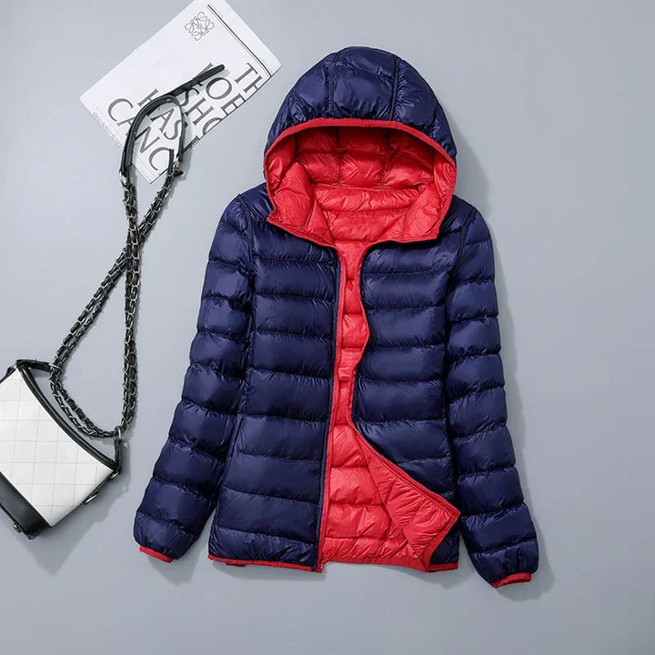 Flavia | Damen Leichte Winddichte Daunenjacke mit Kapuze