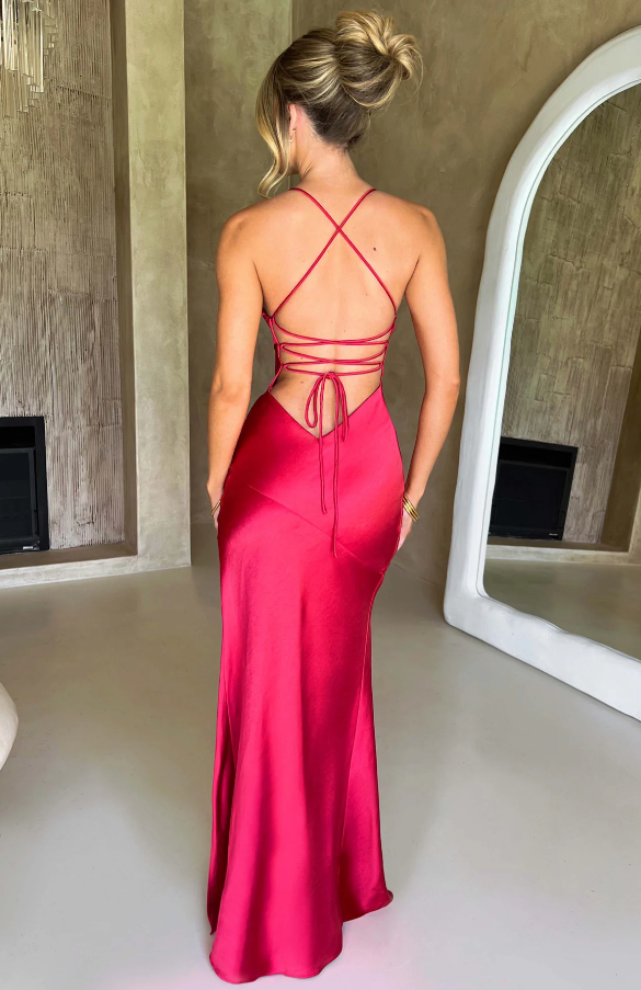 Elena | Women&