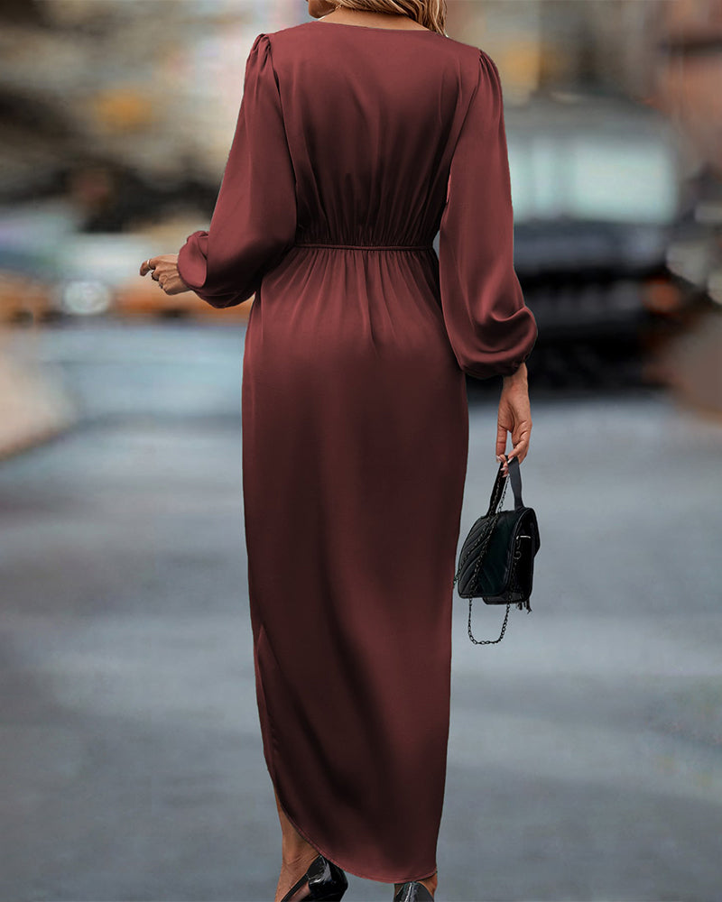 Rosa | Robe satinée élégante à décolleté en V avec manches longues pour femme  