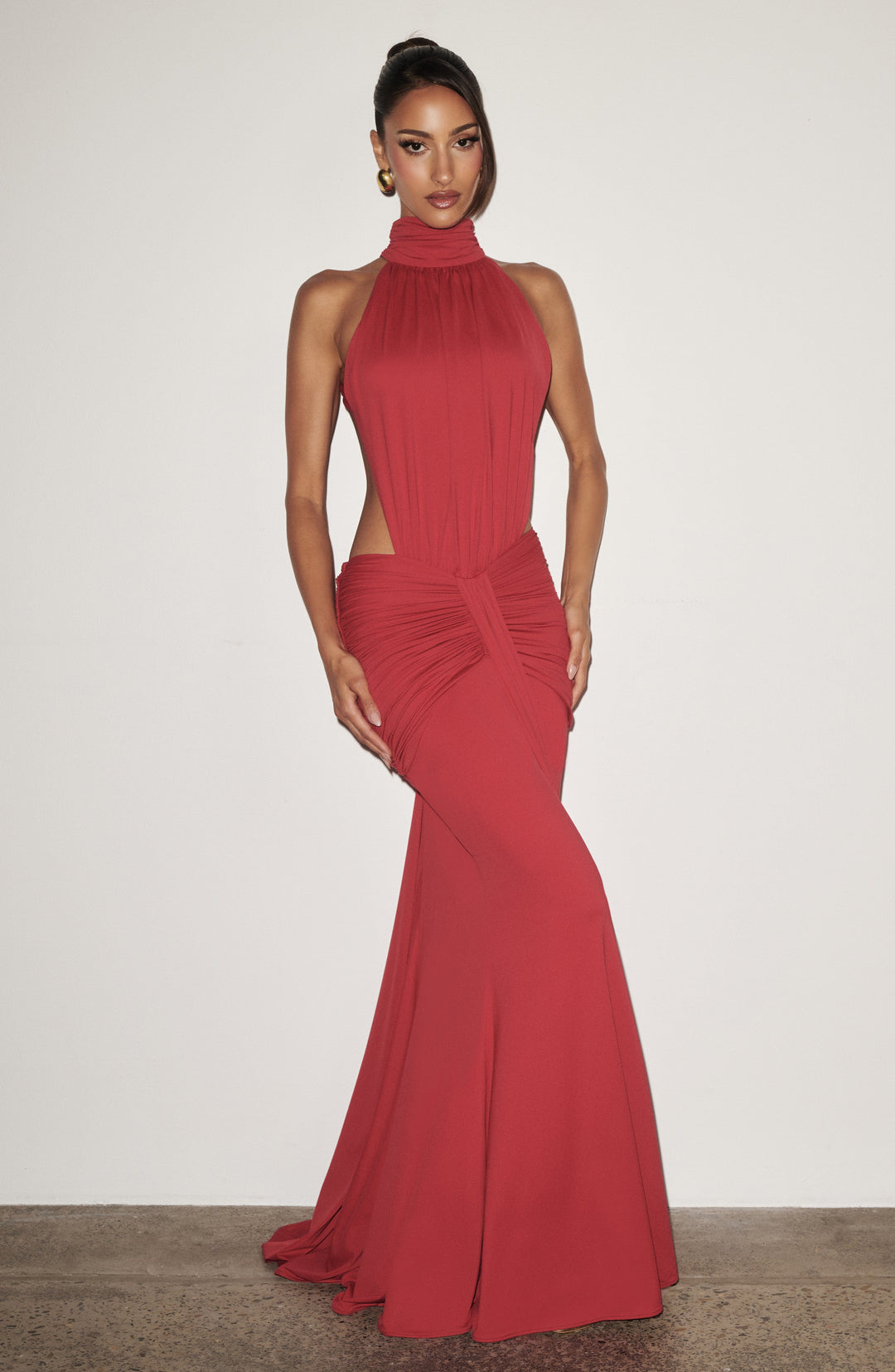Sonja| Robe de soirée élégante à nouer autour du cou avec dos nu pour femmes  